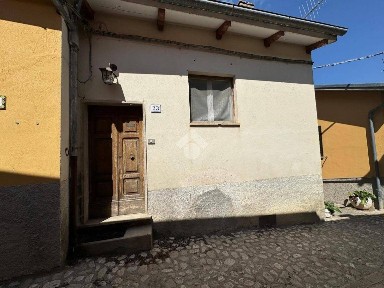 Trilocale frazione Onelli, Cascia