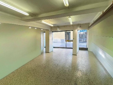 Locale commerciale in Affitto