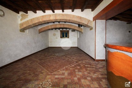 Locale commerciale in Affitto