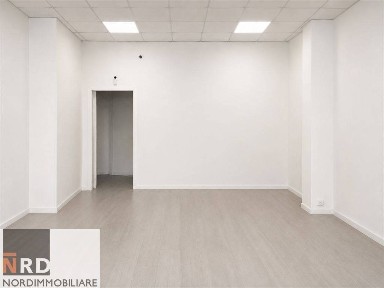 Locale commerciale in Affitto