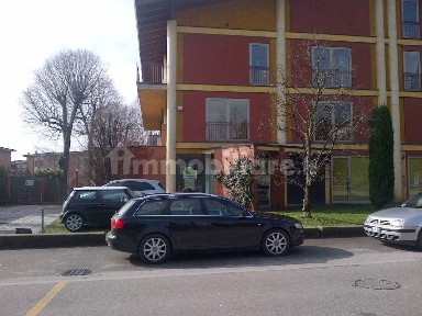 Locale commerciale in Affitto