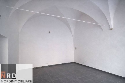 Locale commerciale in Affitto