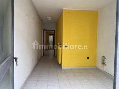 Locale commerciale in Affitto