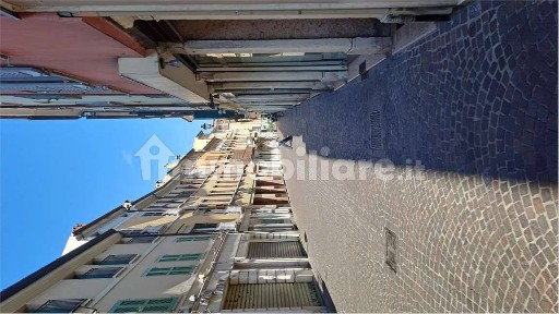 Locale commerciale in Affitto