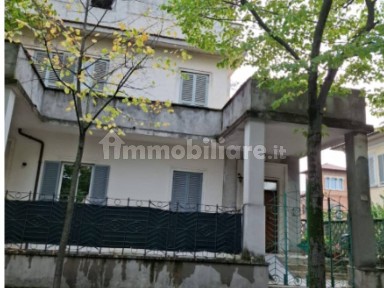 Appartamento all'asta viale Luigi Chiavellati, Foligno
