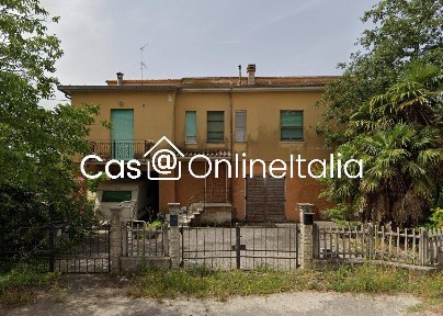 Foligno, Via San Martino, 20