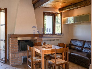 Todi, via angelo cortesi 94, 94
