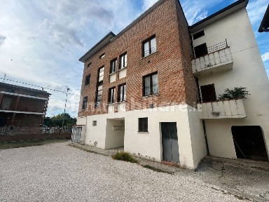 Bastia Umbra, Via del Mec, 43