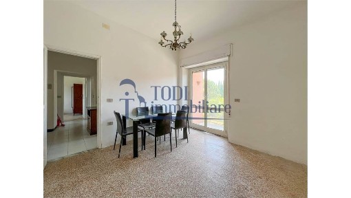 Trilocale via Angelo Cortesi, Todi, Centro, Todi