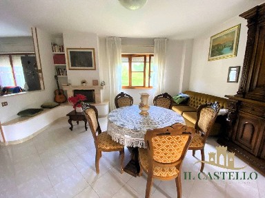 Quadrilocale via di Casina Nova, Centro, Paciano