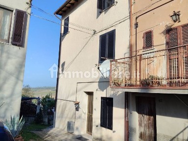 Trilocale via dei Partigiani, Villastrada, Castiglione del Lago