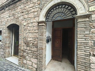 Trilocale via Ippolito Borghesi 17, Centro, Sigillo