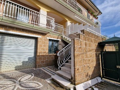 Villa a schiera via Bosco 42, Aiello del Sabato