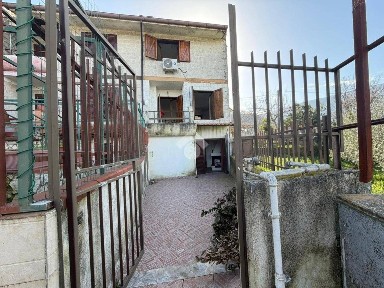 Villa a schiera Parco san giorgio 149, Centro, Roccabascerana