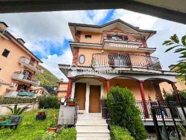 Villa a schiera via Acqua delle Noci, Centro, Monteforte Irpino