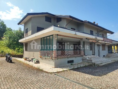Villa a schiera Contrada Petrulli 6, Montefalcione
