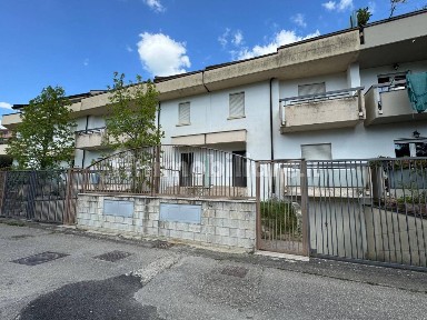 Villa a schiera via Villa Caracciolo 66, Ariano Irpino