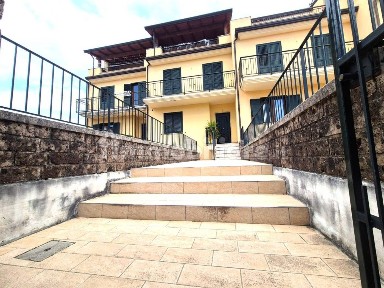 Villa a schiera via Annunziata, Forino