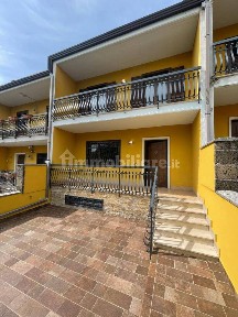 Villa a schiera contrada chiusa di sotto 75, Ospedaletto d'Alpinolo
