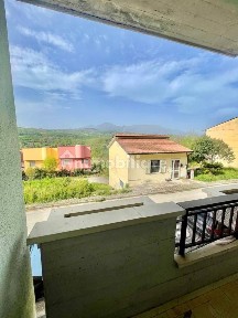 Villa a schiera tufo, Avellino