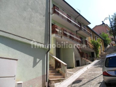 Villa a schiera 5 locali, buono stato, Castelfranci