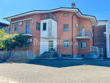 Casale Monferrato, Piazza Industria, 12