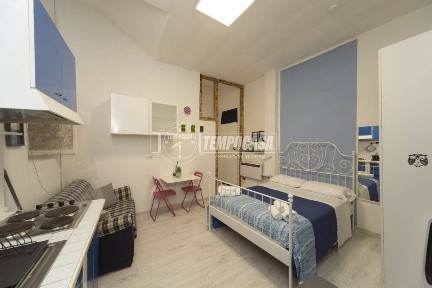 Perugia, Centro Storico, Via della Viola 5