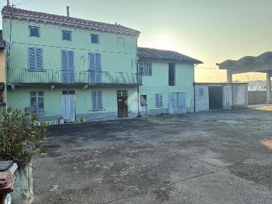 Capannone in Vendita