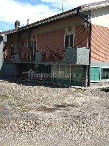 Capannone in Vendita