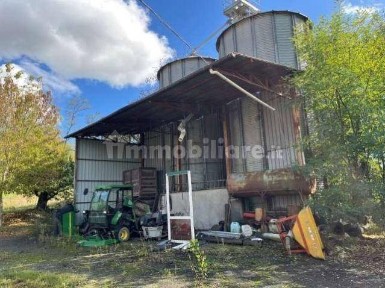 Capannone all'asta Strada Provinciale 108 Momperone - Cecima, Snc, Momperone