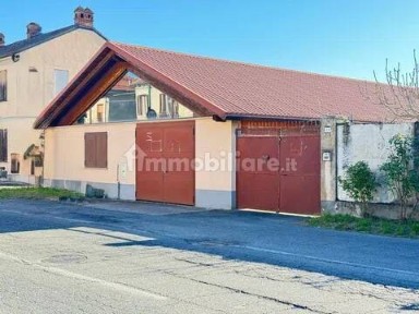 Casale Monferrato, Strada Vecchia Vercelli, 26