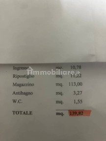 Capannone in Vendita