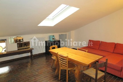 Mansarda buono stato, 47 m², Centro Storico, Bologna