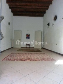 Locale commerciale in Affitto
