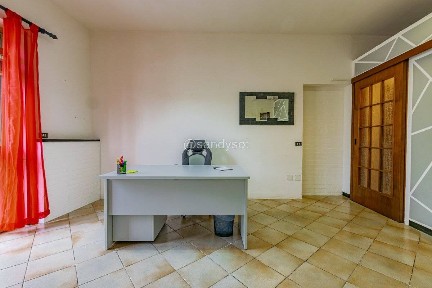 Locale commerciale in Affitto
