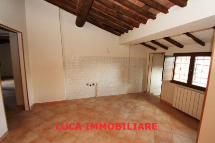 Trilocale via di Campo 106, Alberghi, Via Romana, Pescia Morta, Pescia