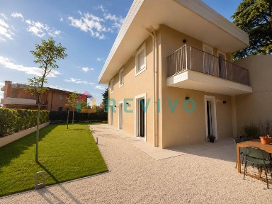 Appartamento via di Ripoli, Europa, Firenze