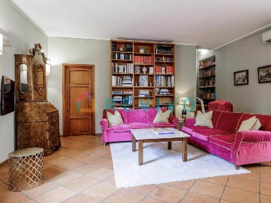 Appartamento via Ugo Foscolo, Marignolle - Bellosguardo, Firenze