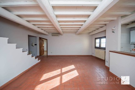 Trilocale Ripa Del Sale, Piazza della Sala, Pistoia