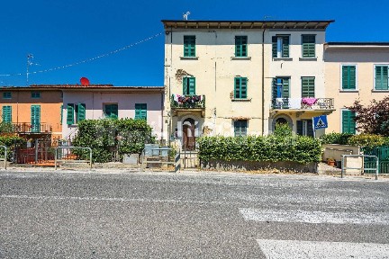 Quadrilocale Strada Statale Fiorentina, Vergine, Pistoia