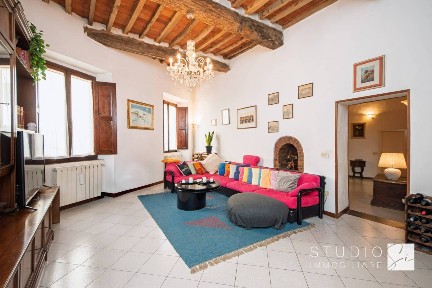 Appartamento via dei Pappagalli, Centro Storico, Pistoia