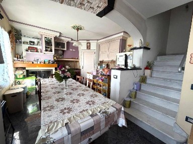 Quadrilocale via Fiorentina 285, Vergine, Pistoia