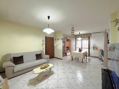 Quadrilocale via Giovanni Pascoli 2, Centro, Agliana