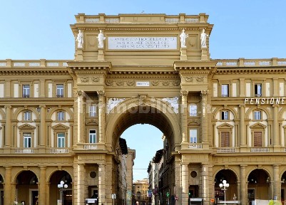 Bilocale via Por Santa Maria, Piazza della Repubblica, Firenze