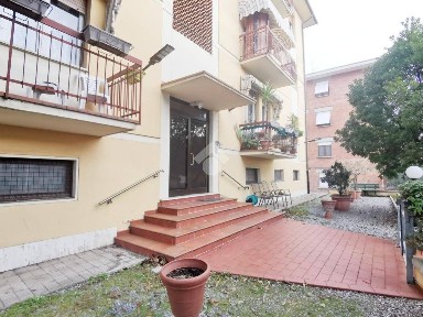 Quadrilocale via Montebello 32, Montecatini-Terme