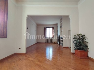 Pistoia, Piazza della Sala, Piazza Gavinana