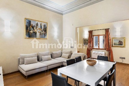 Firenze, San Niccolò, Piazza Dei Mozzi, 3