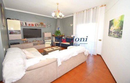 Buggiano, Via 25 Aprile, 10