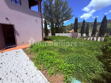 Trilocale via di Compiobbi, Vallina, Bagno a Ripoli