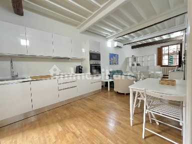 Firenze, D'Azeglio, Via Fiesolana, 32